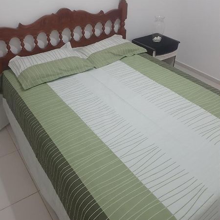 Quarto Em Apartamento Suzano Exteriér fotografie