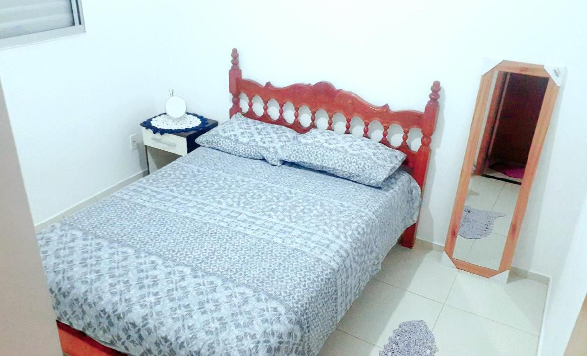 Quarto Em Apartamento Suzano Exteriér fotografie
